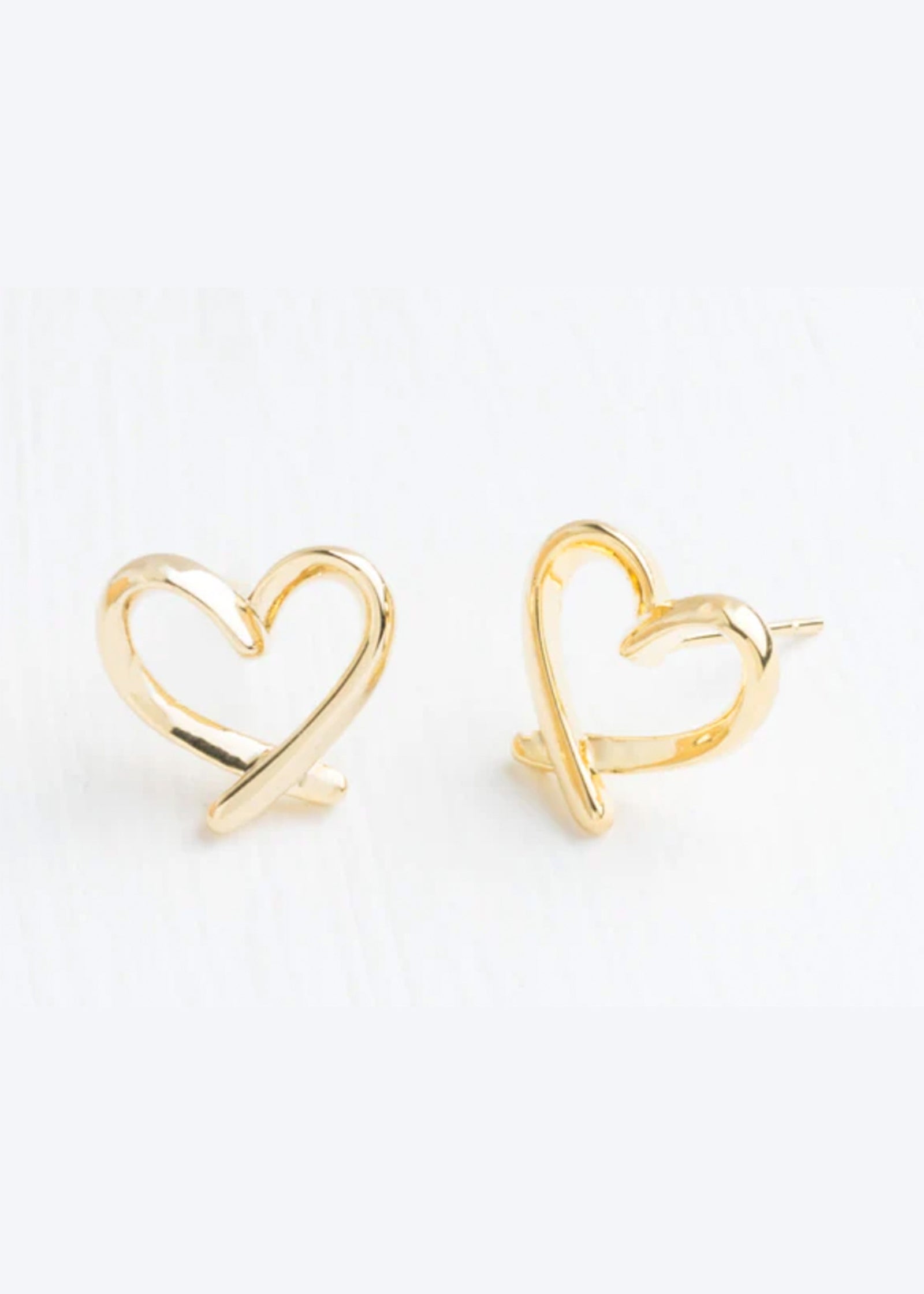 heart stud earrings