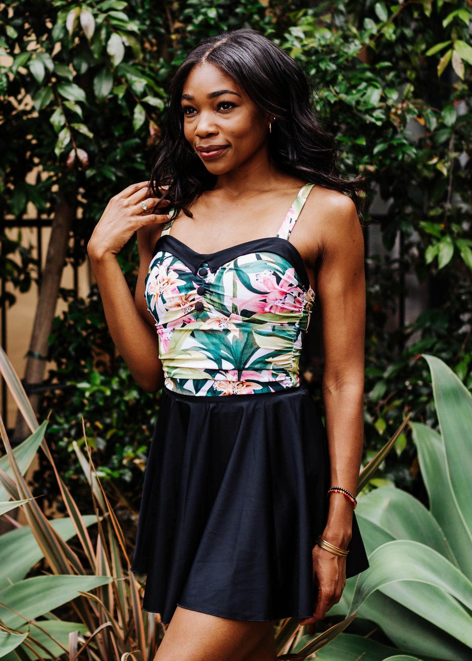 caroline in pink palm